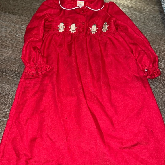 Gymboree adorable and classic gingerbread girl red nightgown. 2T. VGUC.